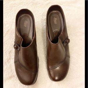 NWOT Bass Bryanna brown leather clogs mules